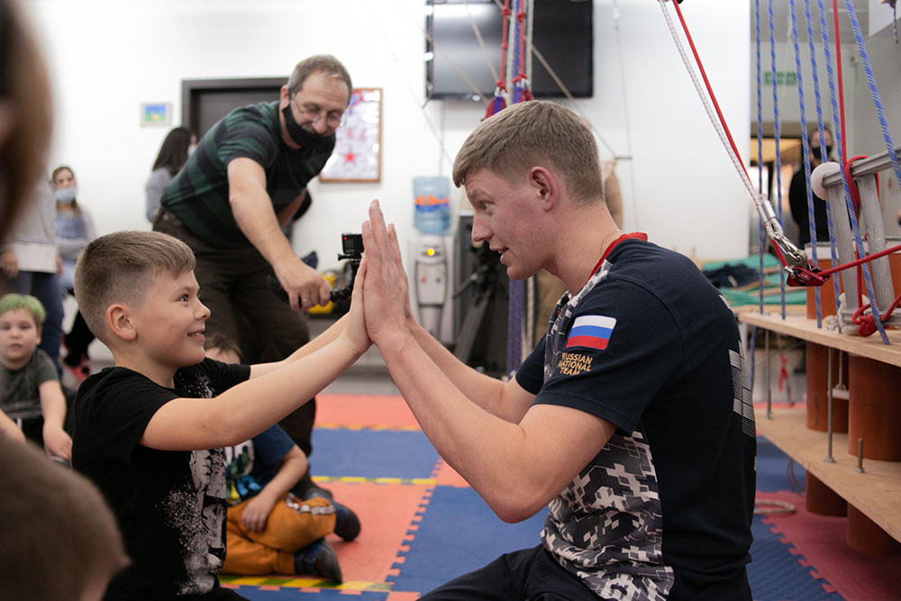 В гостях у фонда чемпион по джиу-джитсу Павел Коржавых